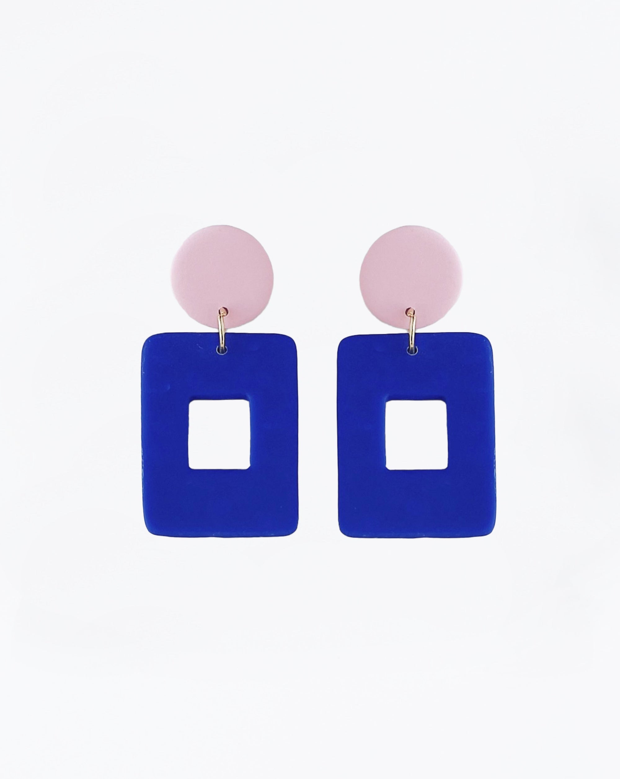 Muna earrings in Hue Blue color, front view