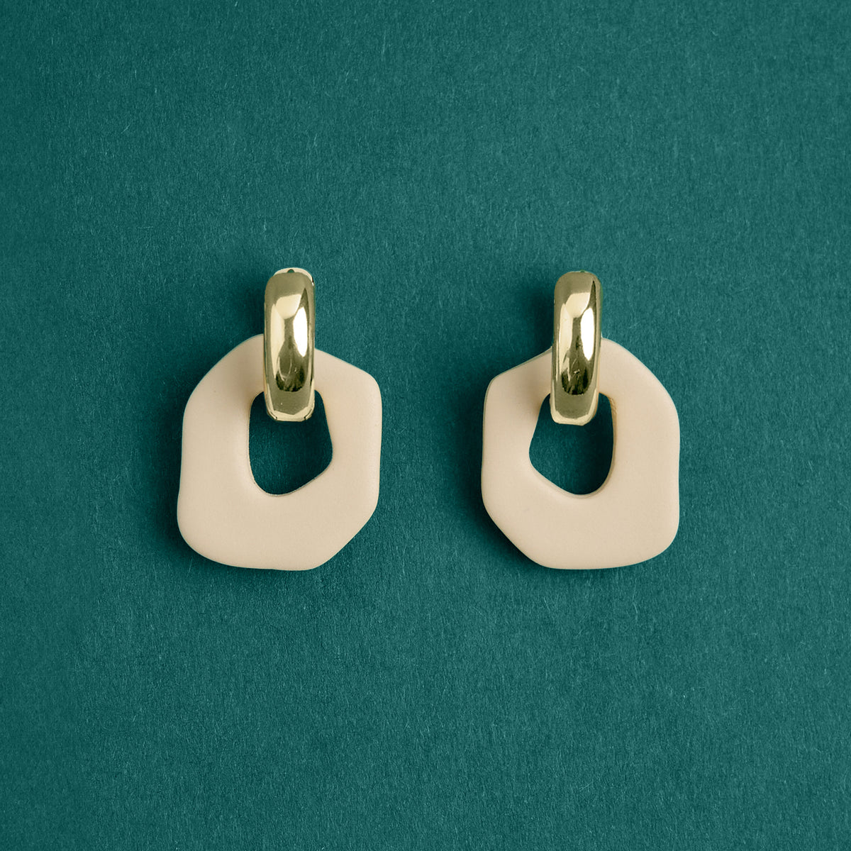 Daria Earrings