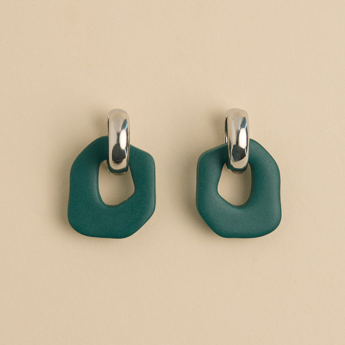 Daria Earrings