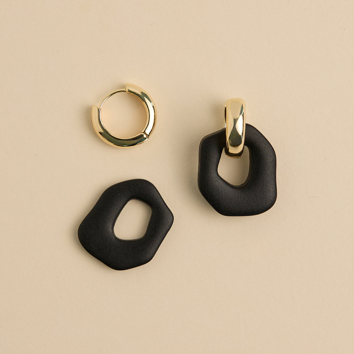Daria Earrings