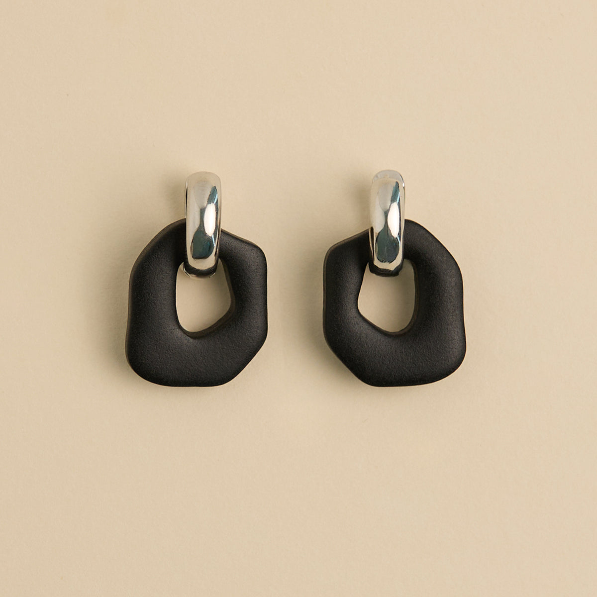 Daria Earrings