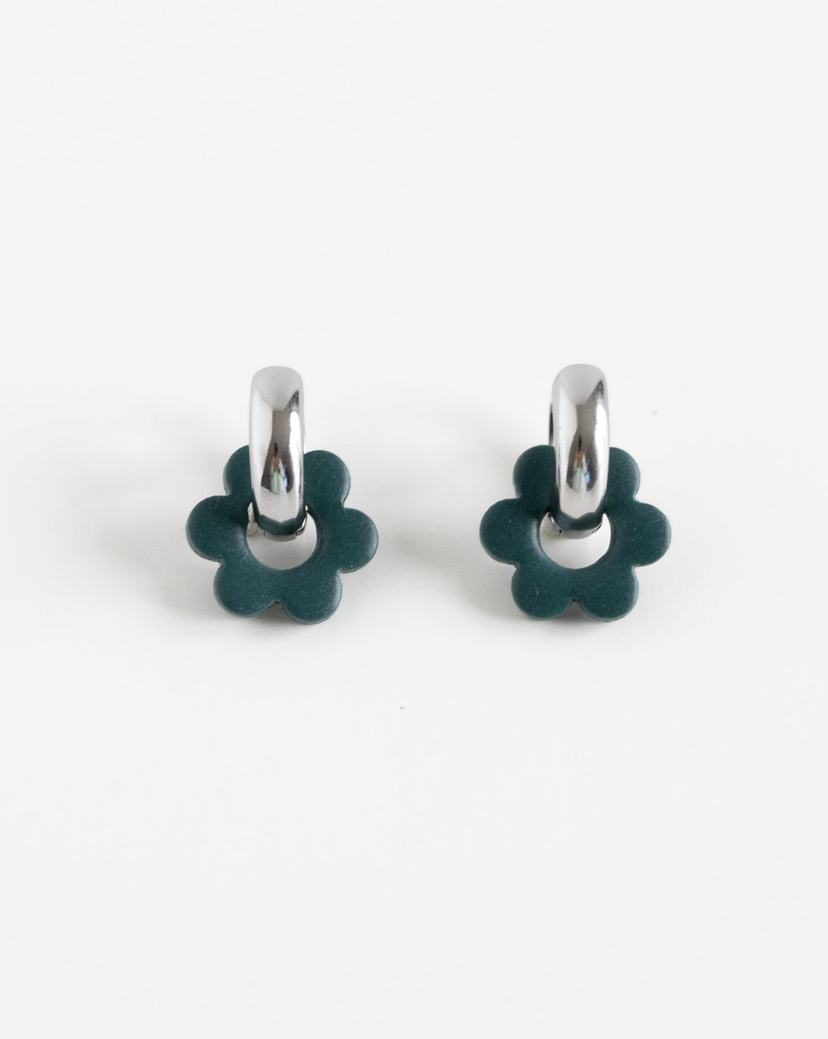 pine color  Goli Bold earrings in silver hoops