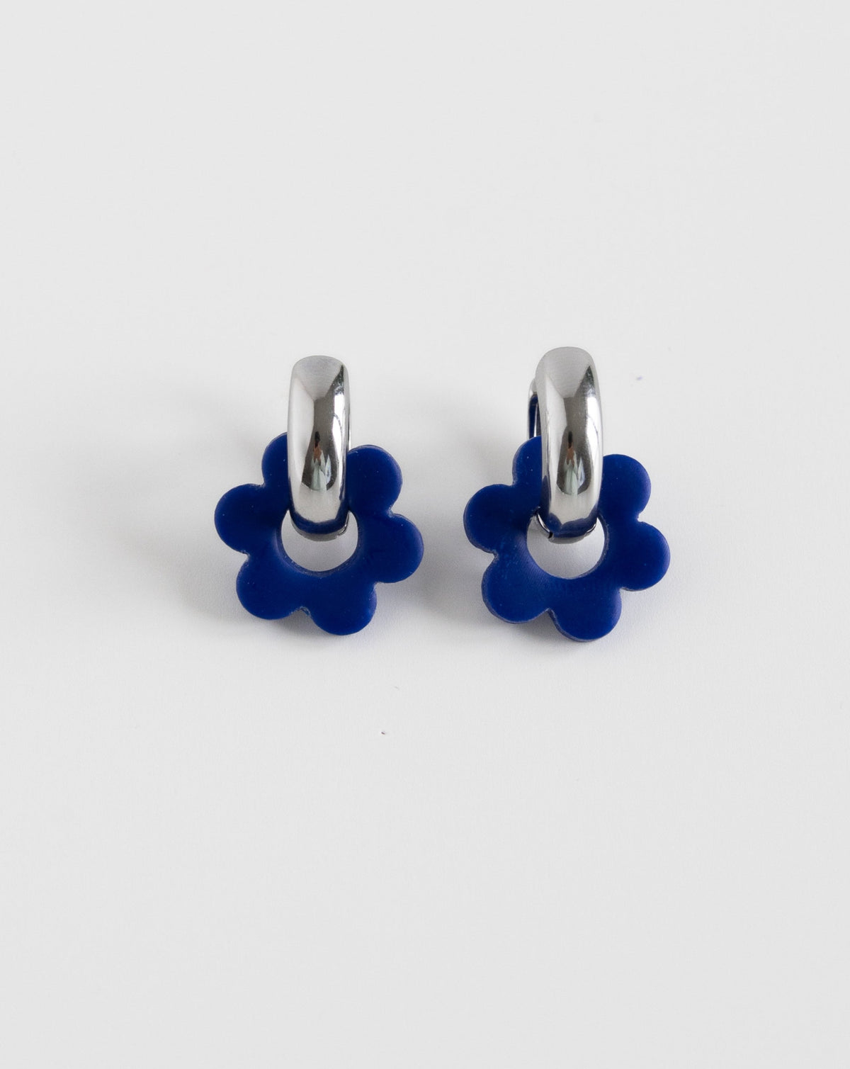 hue blue color Goli Bold earrings in silver hoops