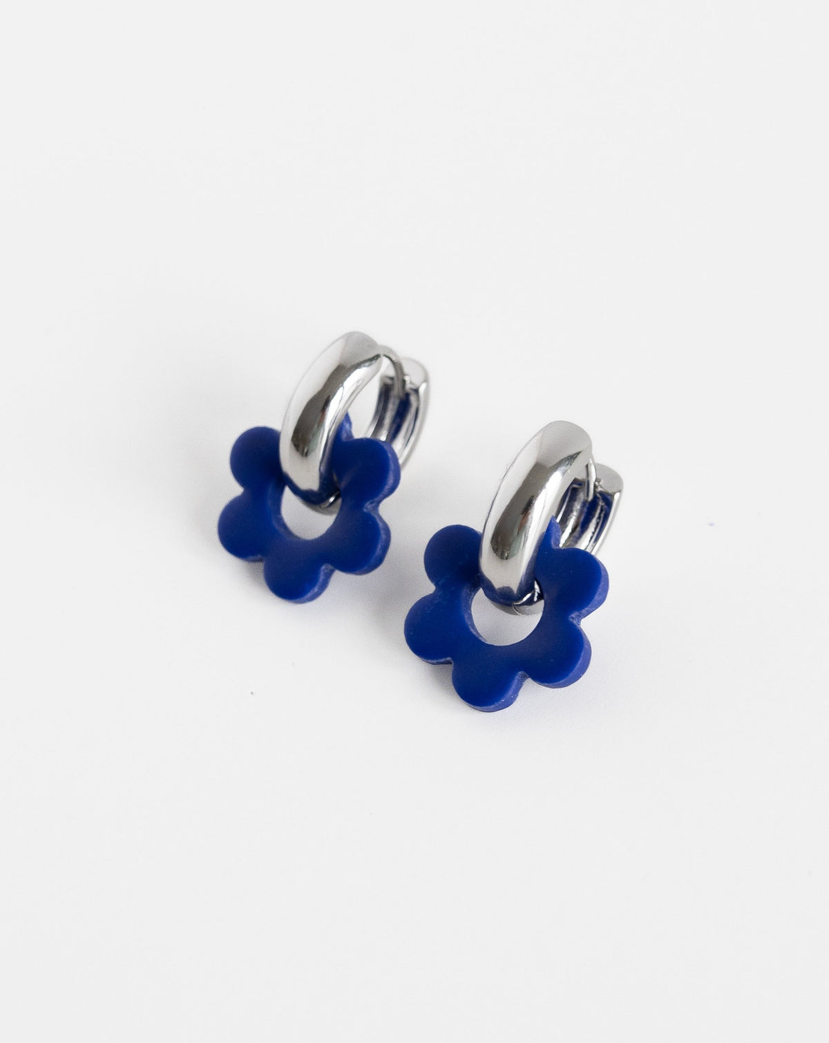 hue blue color Goli Bold earrings in silver hoops